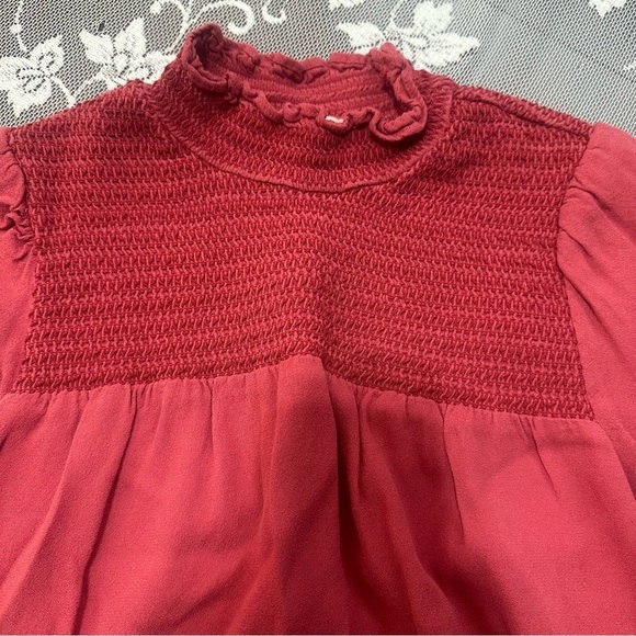 Aritzia Wilfred Nessie Blouse in Rosy Red Sz Small - Picture 5 of 8